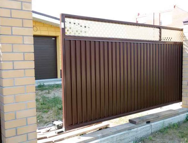 Эстетика и Надежность: Ворота Grand Line для Вашего Дома в Сегеже от 36742 руб